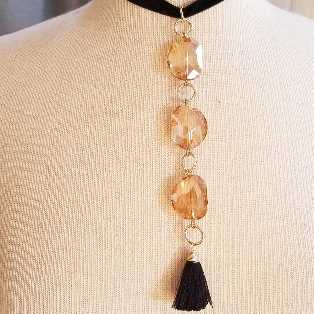 Choker - Picture 3 of 4